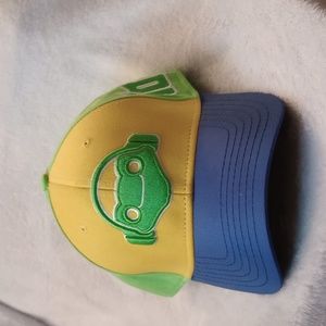 Lucío curved bill hat